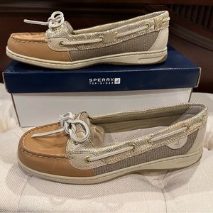 SPERRY TOP SIDER ANGELFISH GOLD TAN OATMEAL LINEN (size 9)